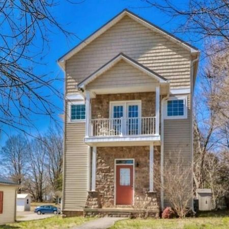 Skinny Big House In Jefferson City Kültér fotó